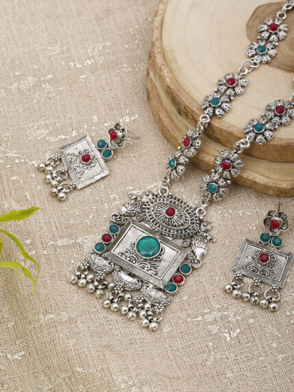 GS Green Maroon Square Long Necklace